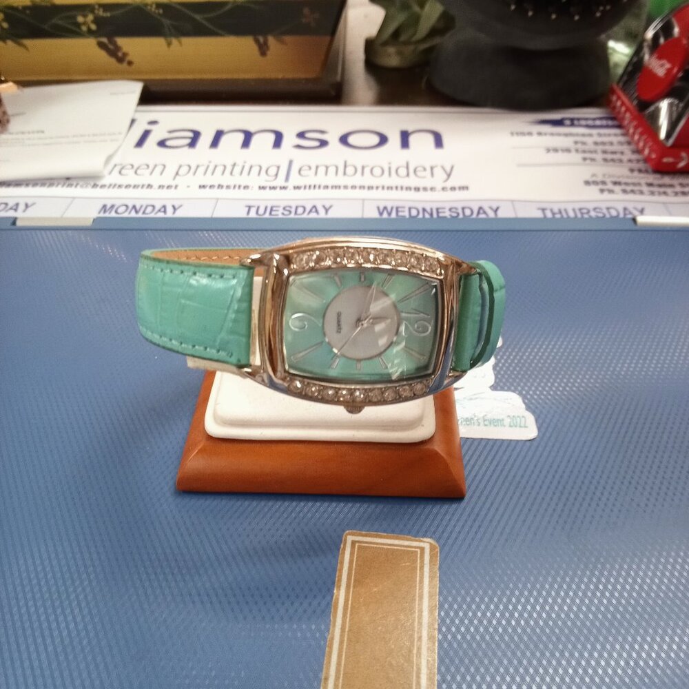 Ladies Quartz Watch